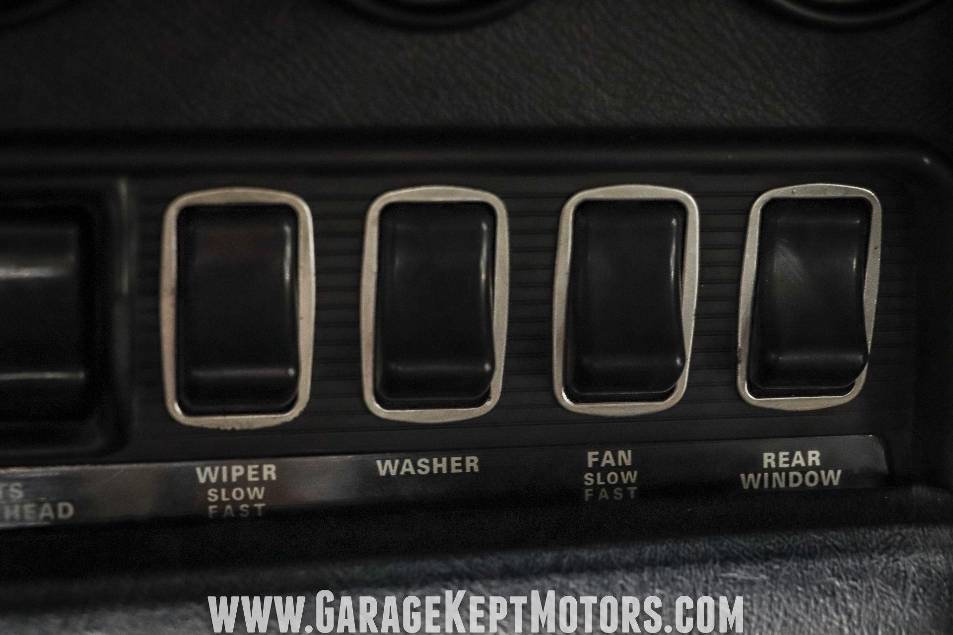 1971 Jaguar E-Type SII Coupe 100