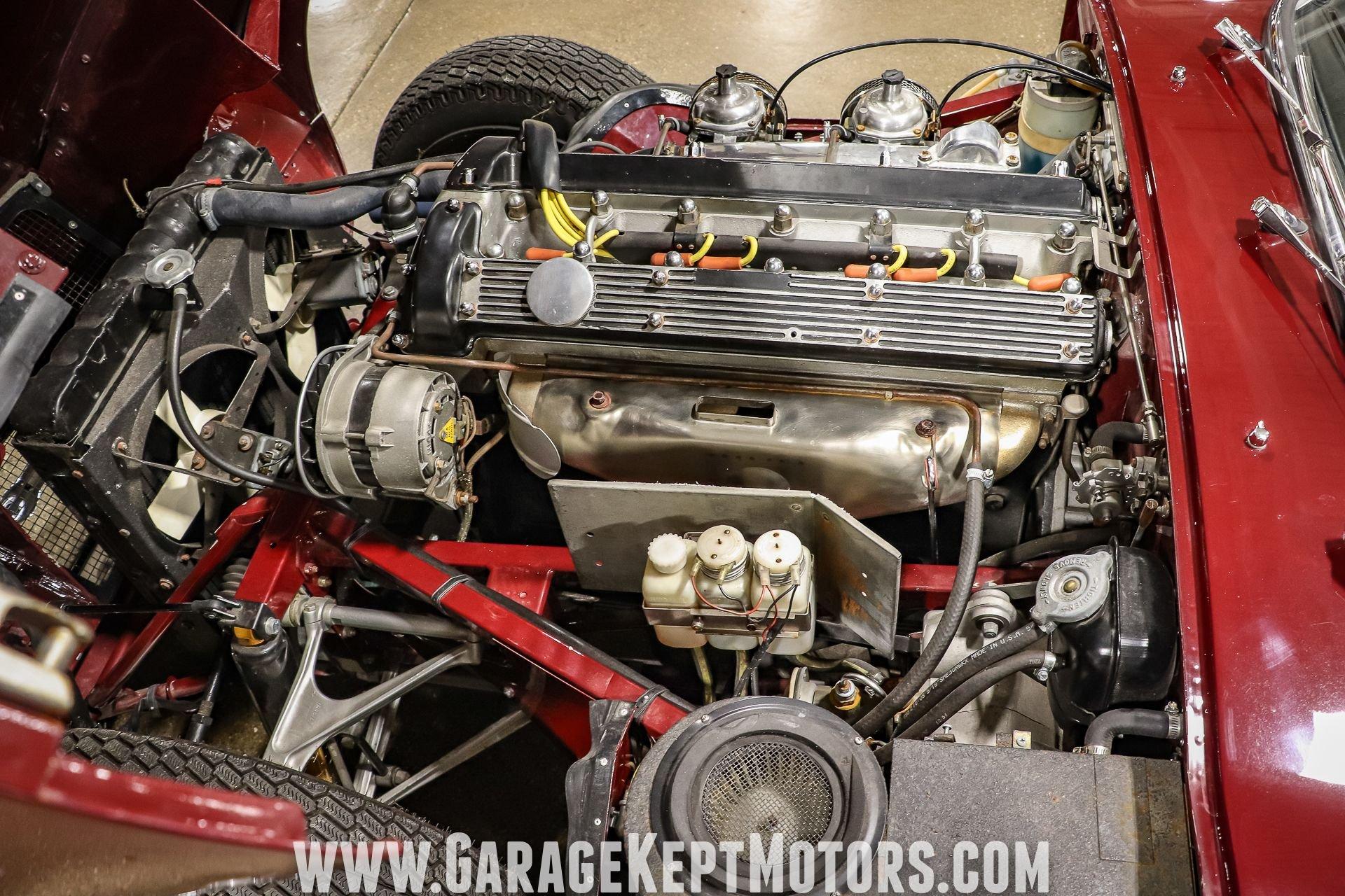 1971 Jaguar E-Type SII Coupe 115