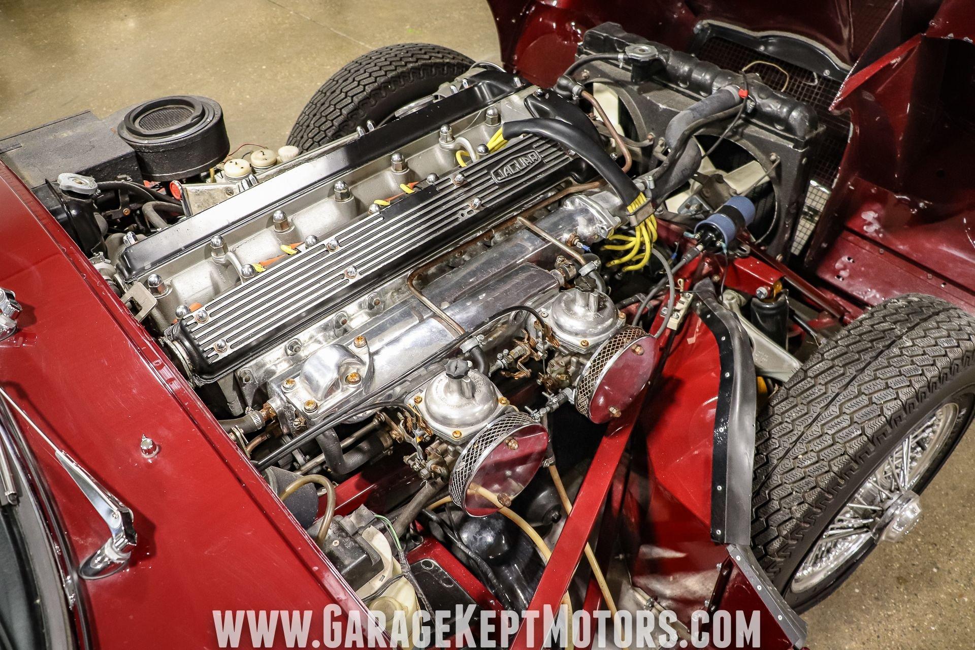 1971 Jaguar E-Type SII Coupe 120