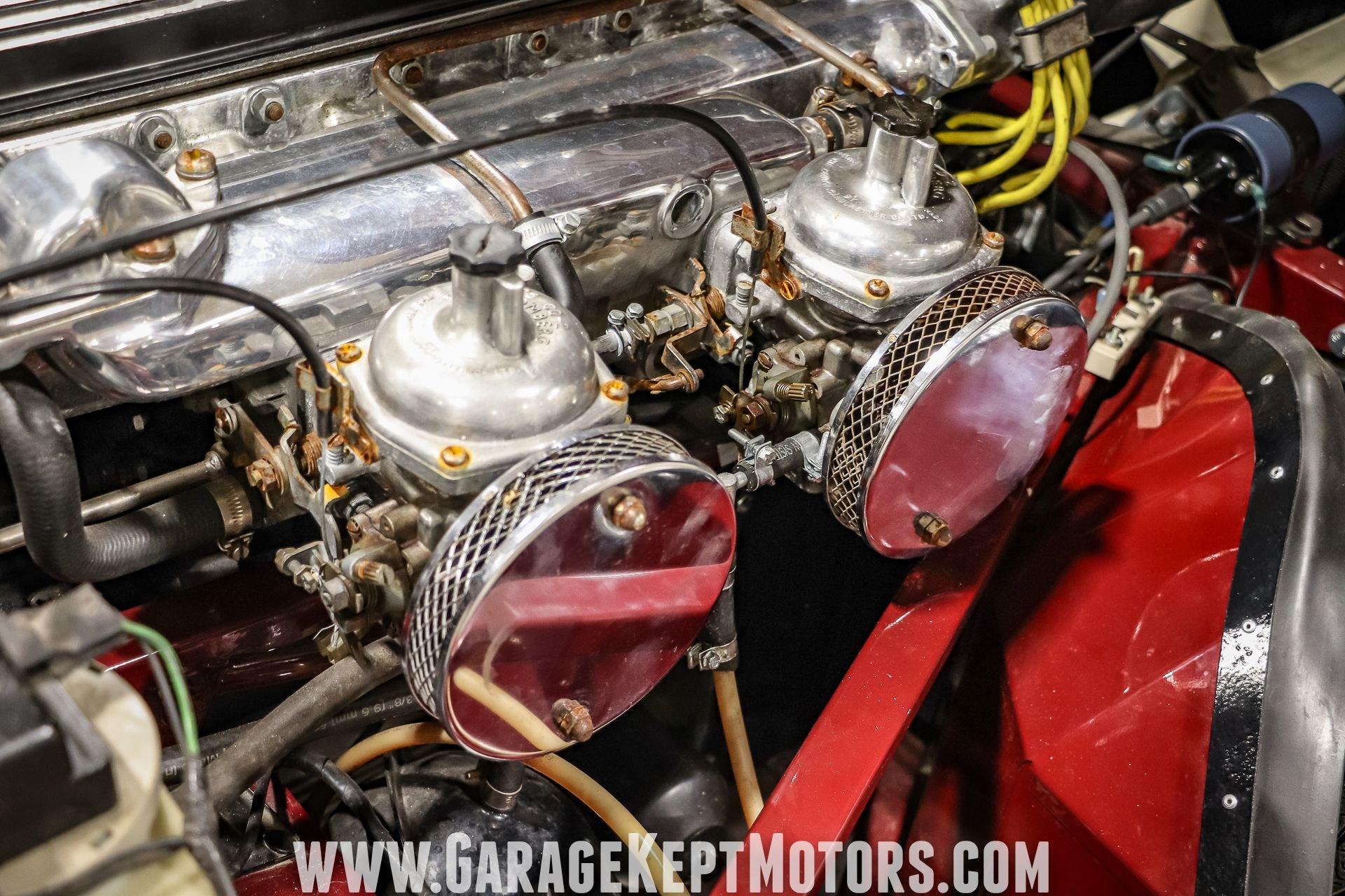 1971 Jaguar E-Type SII Coupe 122
