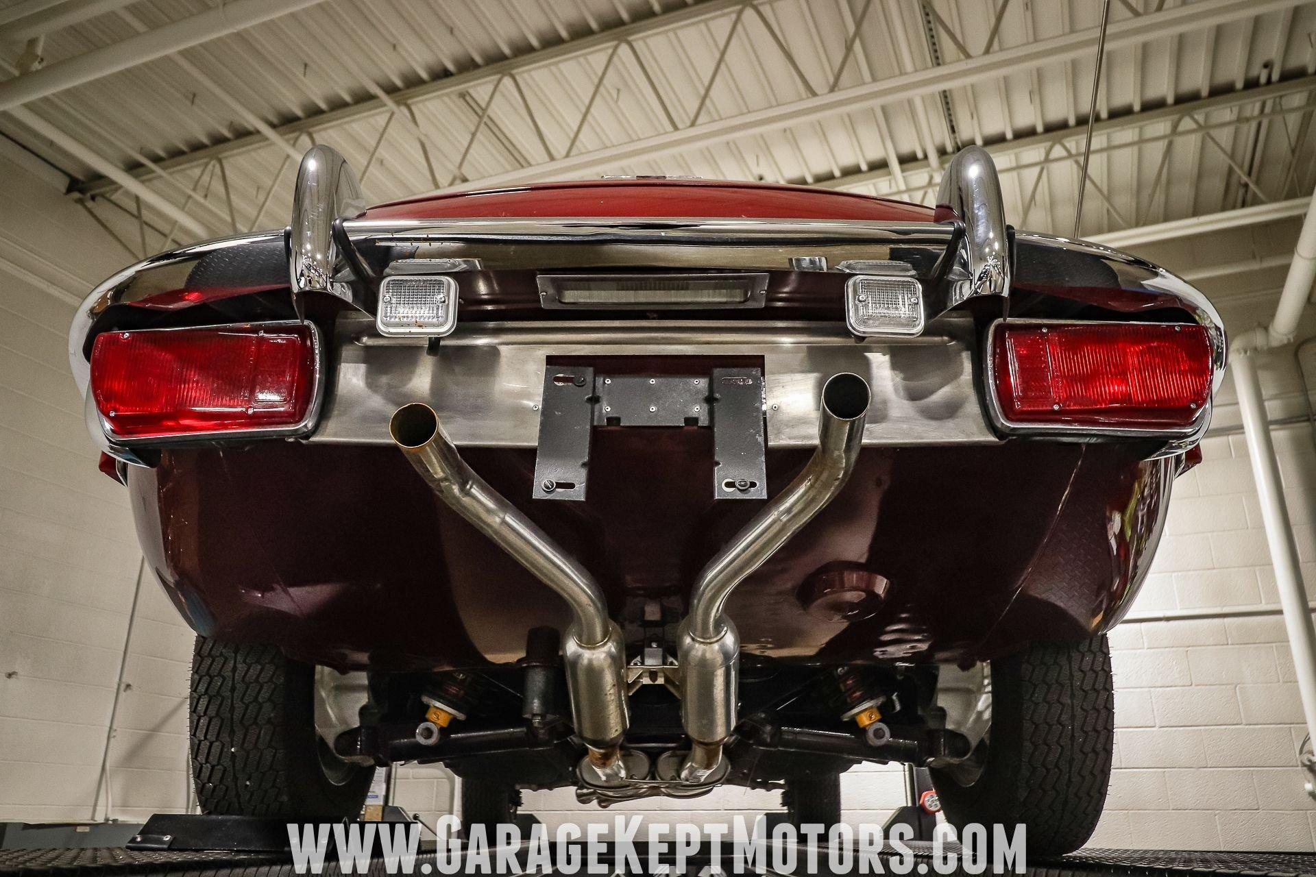 1971 Jaguar E-Type SII Coupe 135
