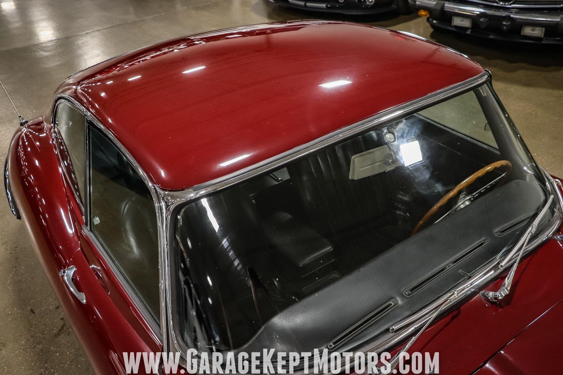 1971 Jaguar E-Type SII Coupe 23