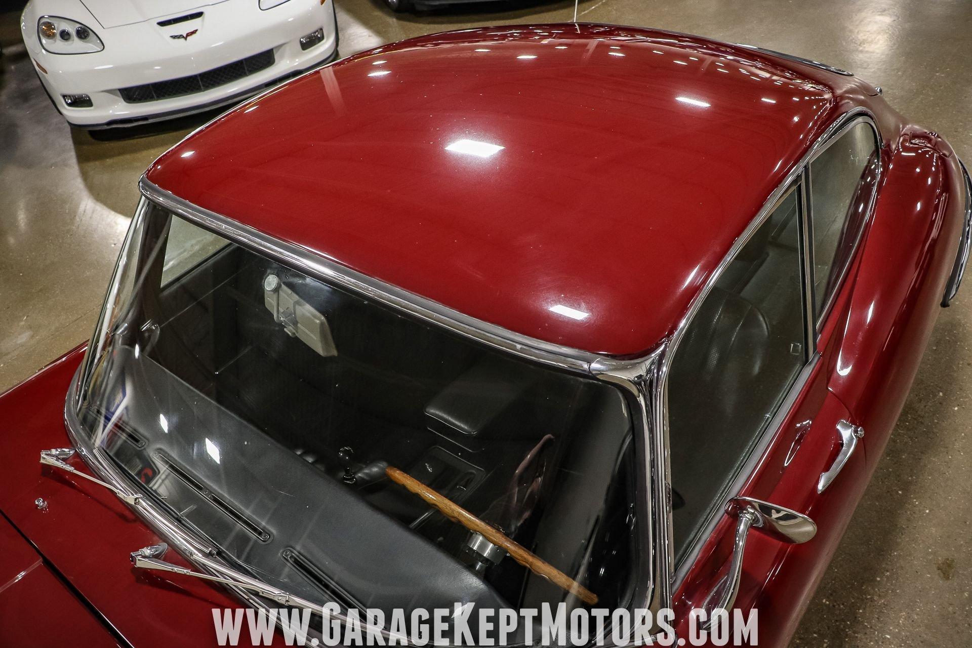 1971 Jaguar E-Type SII Coupe 32