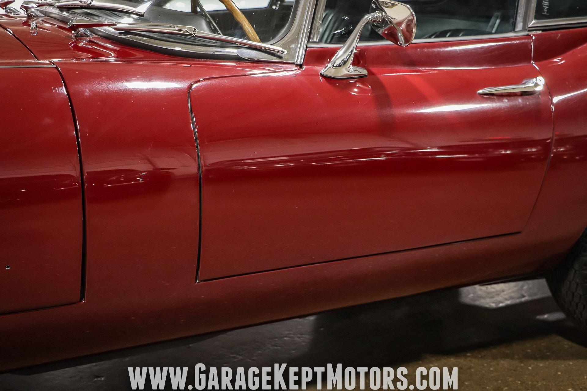 1971 Jaguar E-Type SII Coupe 38