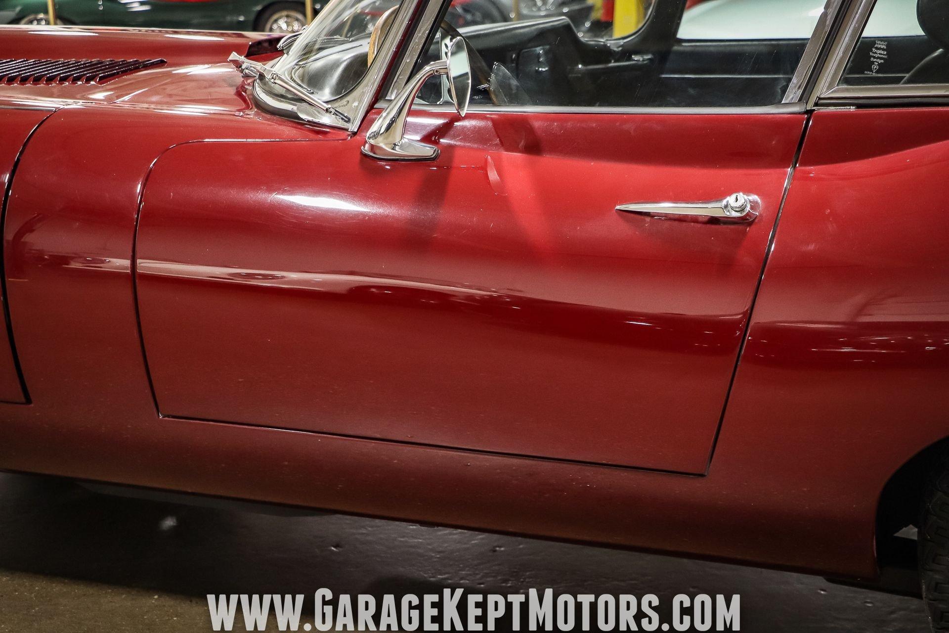 1971 Jaguar E-Type SII Coupe 39