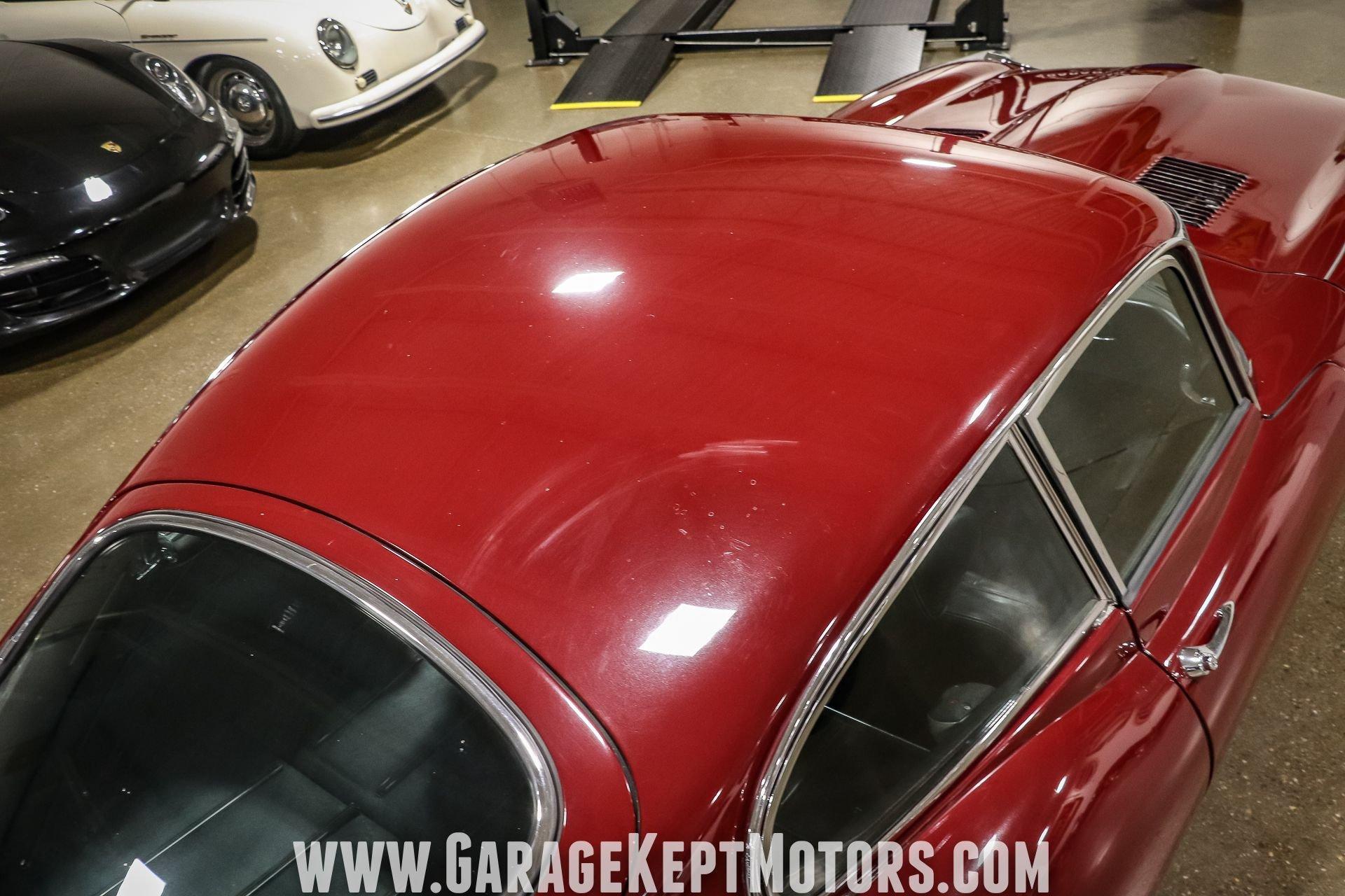 1971 Jaguar E-Type SII Coupe 52