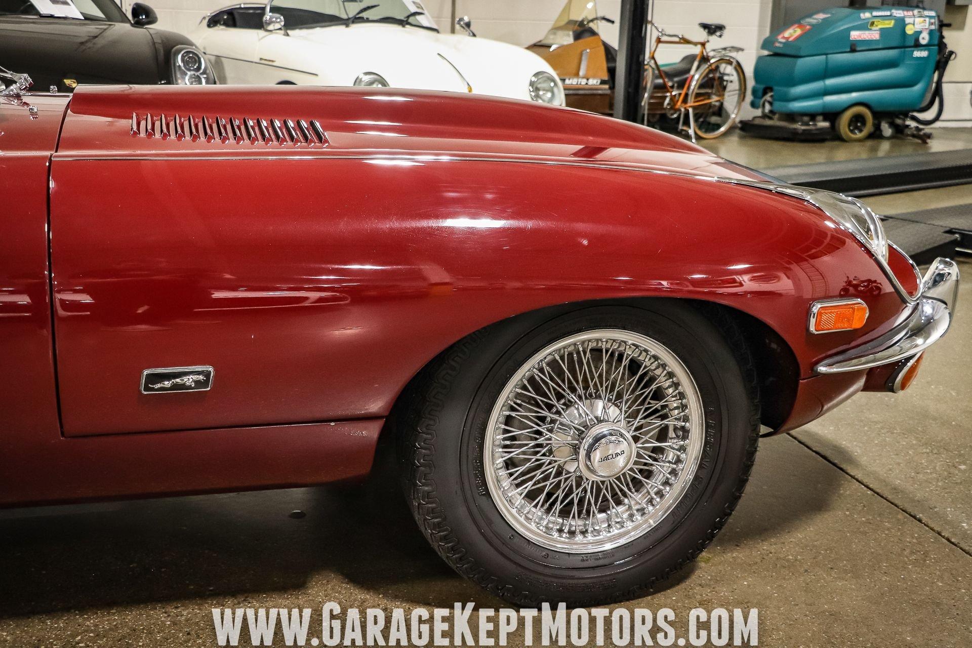 1971 Jaguar E-Type SII Coupe 58