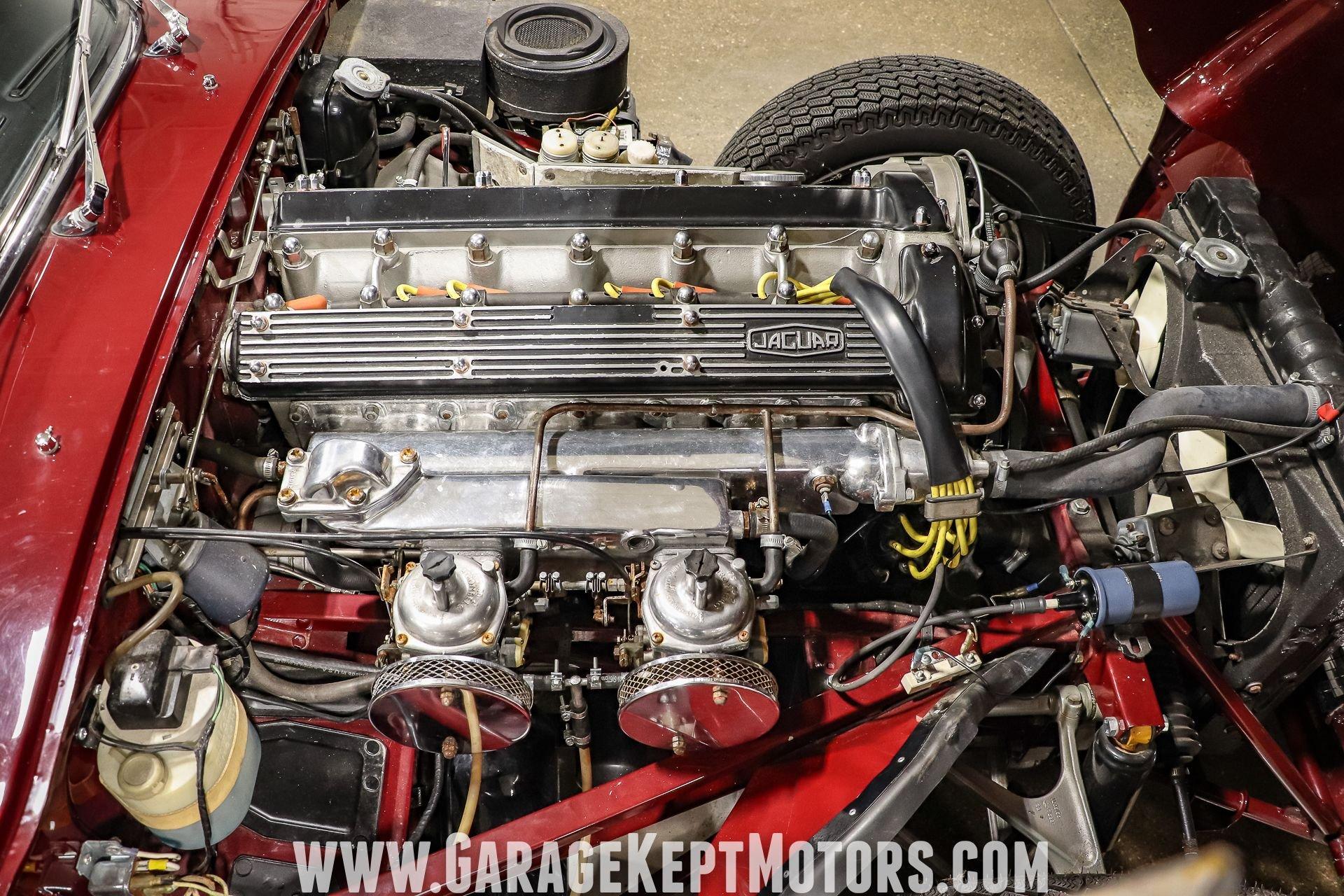 1971 Jaguar E-Type SII Coupe 6