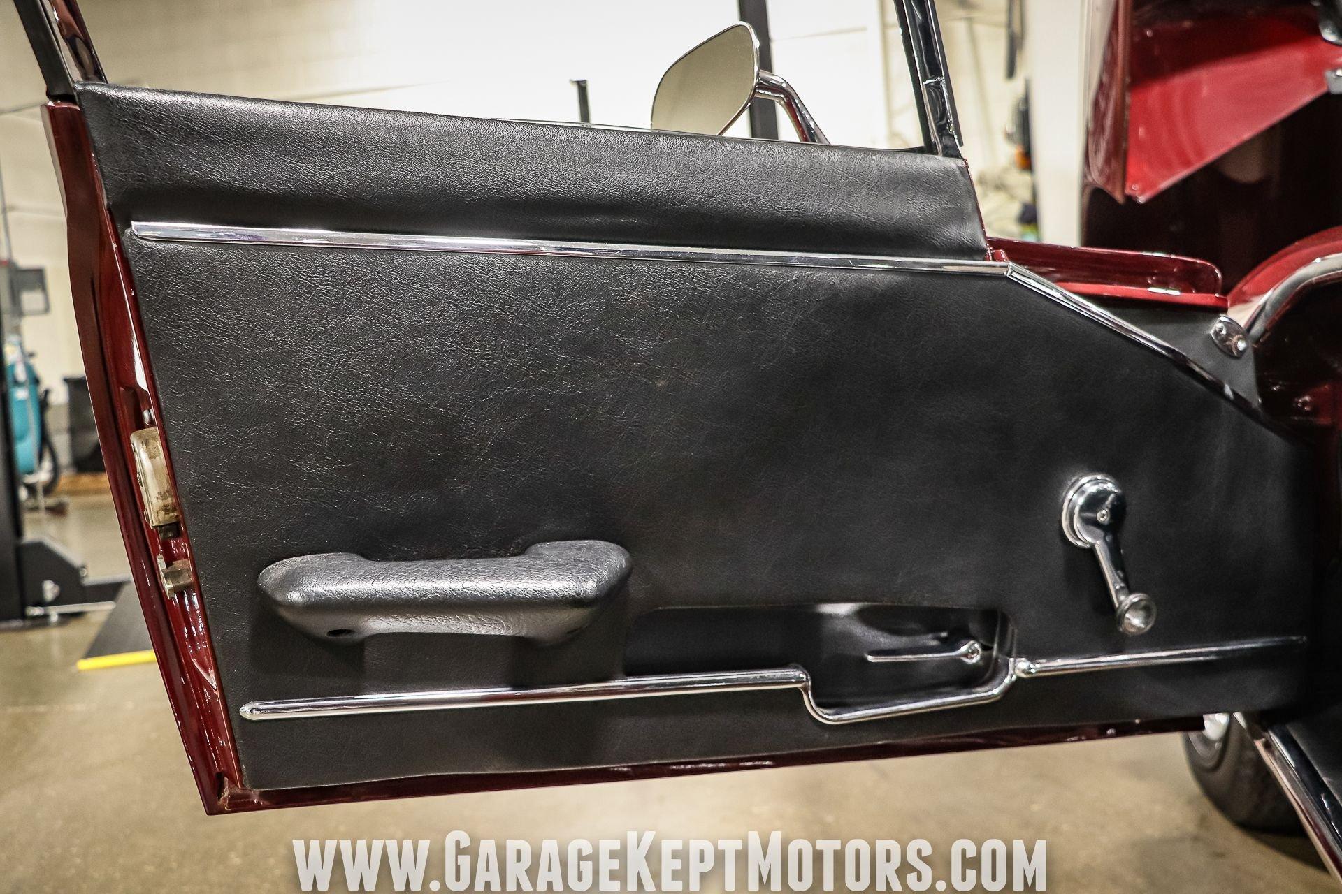 1971 Jaguar E-Type SII Coupe 78