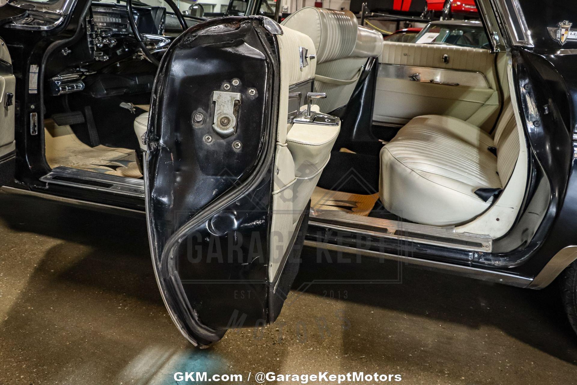 1962 Imperial Lebaron Southampton 111