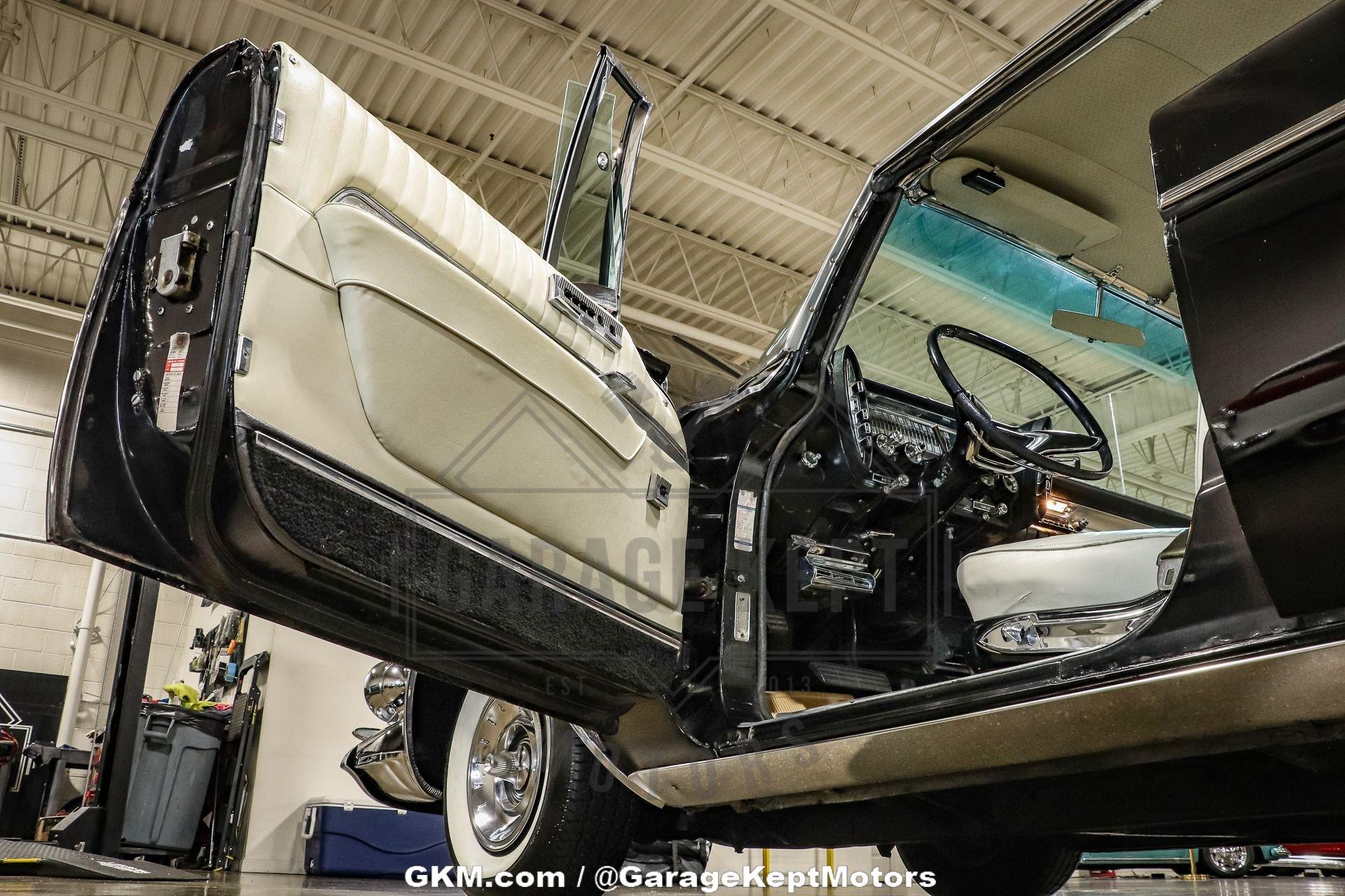 1962 Imperial Lebaron Southampton 122