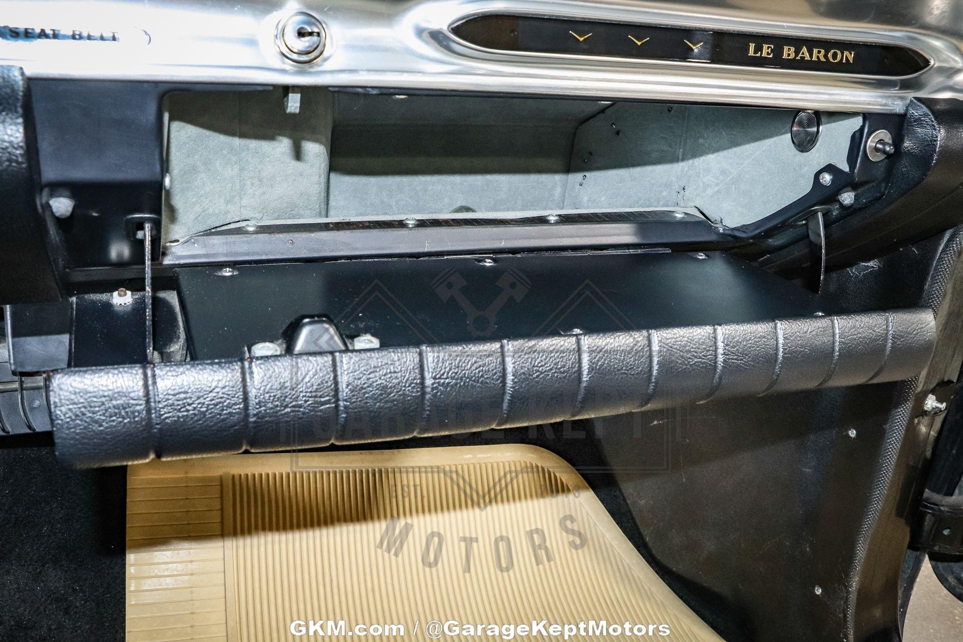 1962 Imperial Lebaron Southampton 144