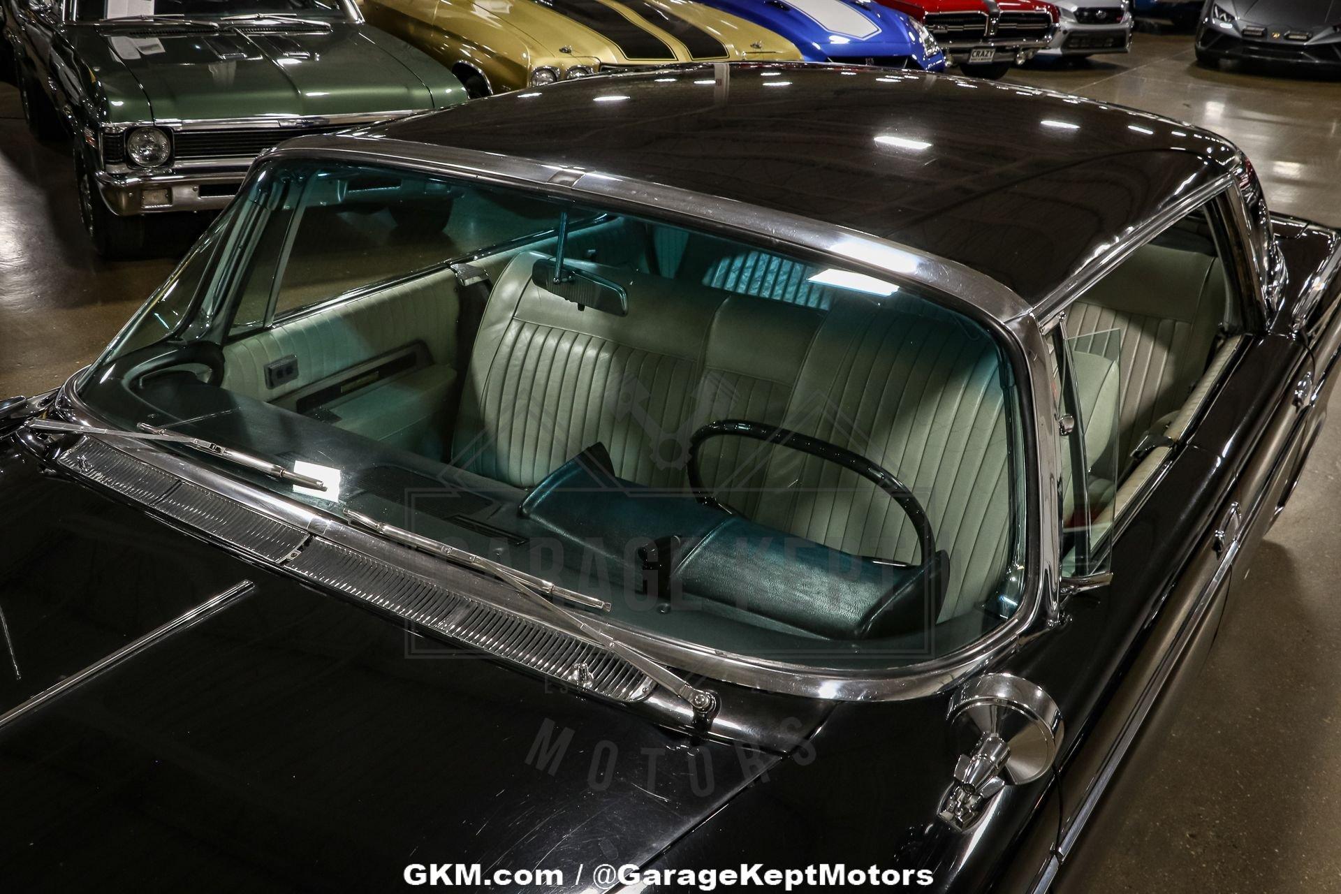 1962 Imperial Lebaron Southampton 32