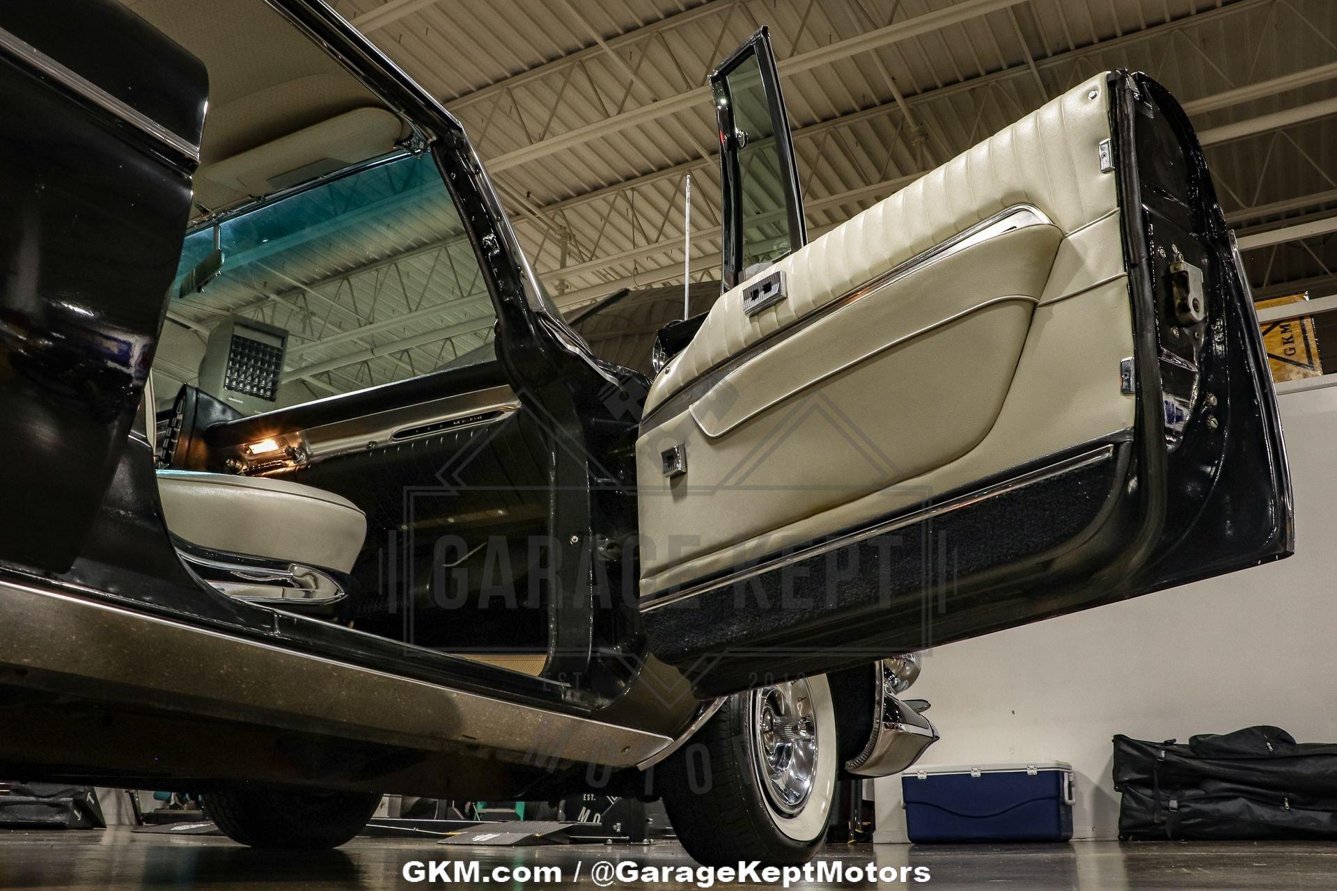 1962 Imperial Lebaron Southampton 77