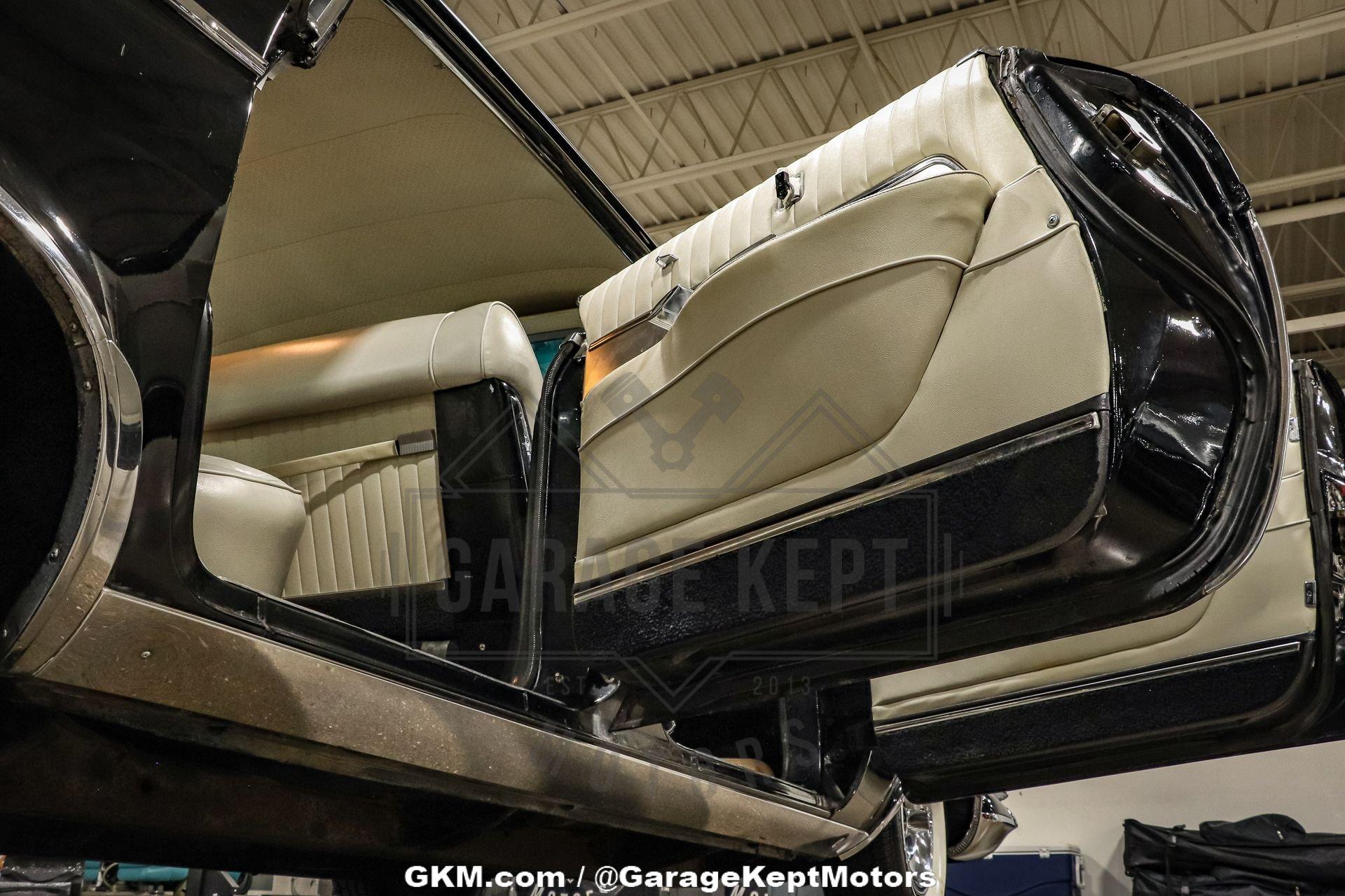 1962 Imperial Lebaron Southampton 85