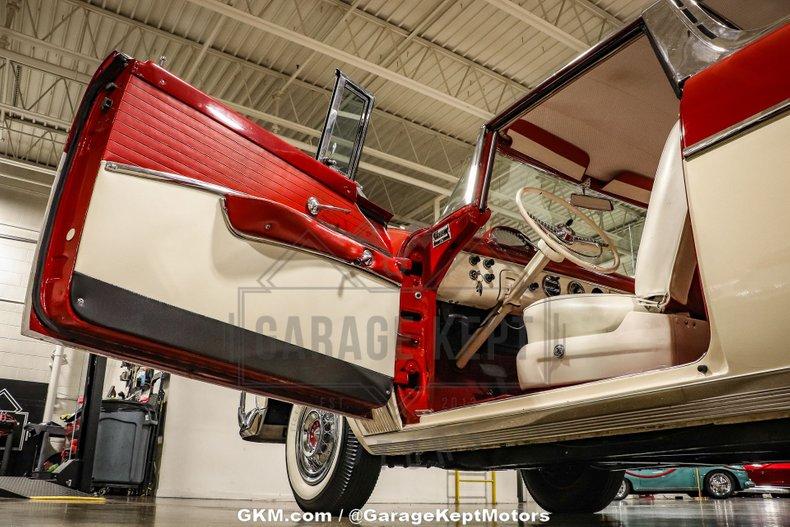 1955 Ford Fairlane Crown Victoria 128