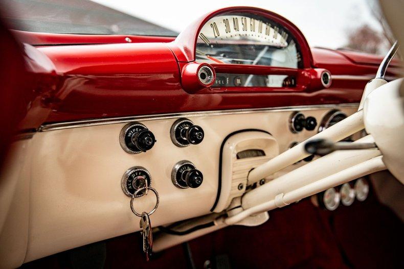 1955 Ford Fairlane Crown Victoria 13