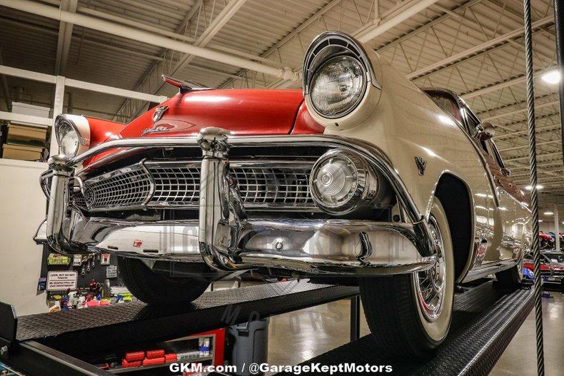 1955 Ford Fairlane Crown Victoria 160