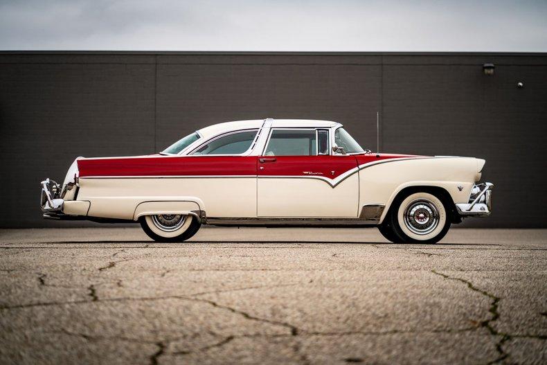 1955 Ford Fairlane Crown Victoria 22
