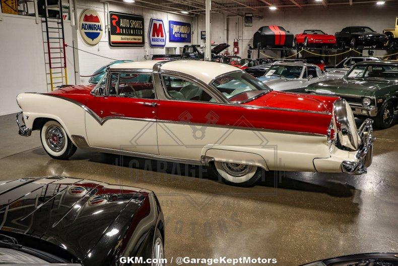 1955 Ford Fairlane Crown Victoria 31