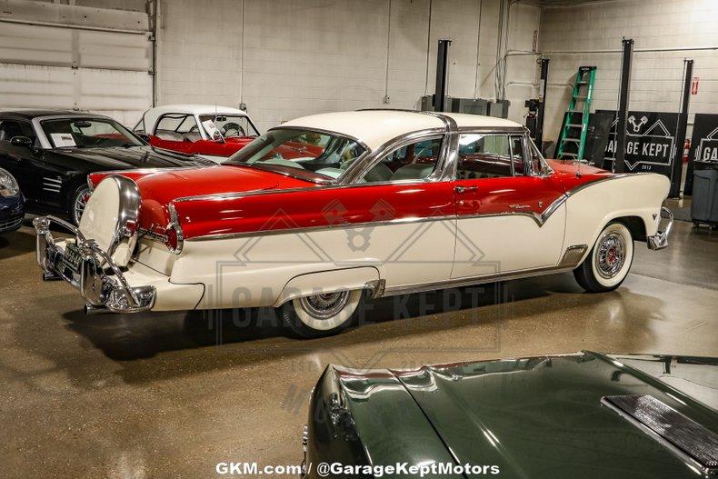 1955 Ford Fairlane Crown Victoria 34