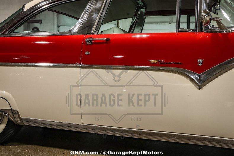 1955 Ford Fairlane Crown Victoria 82