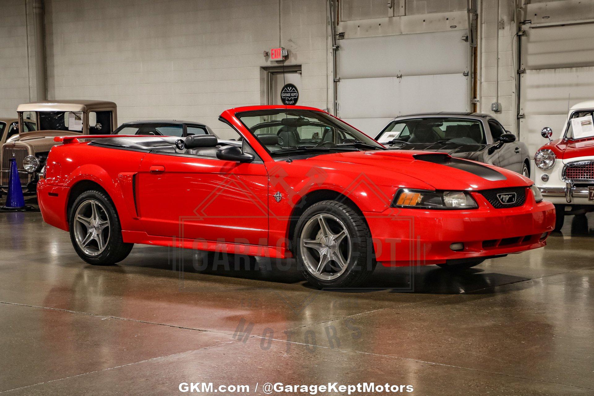 1999 Ford Mustang 1