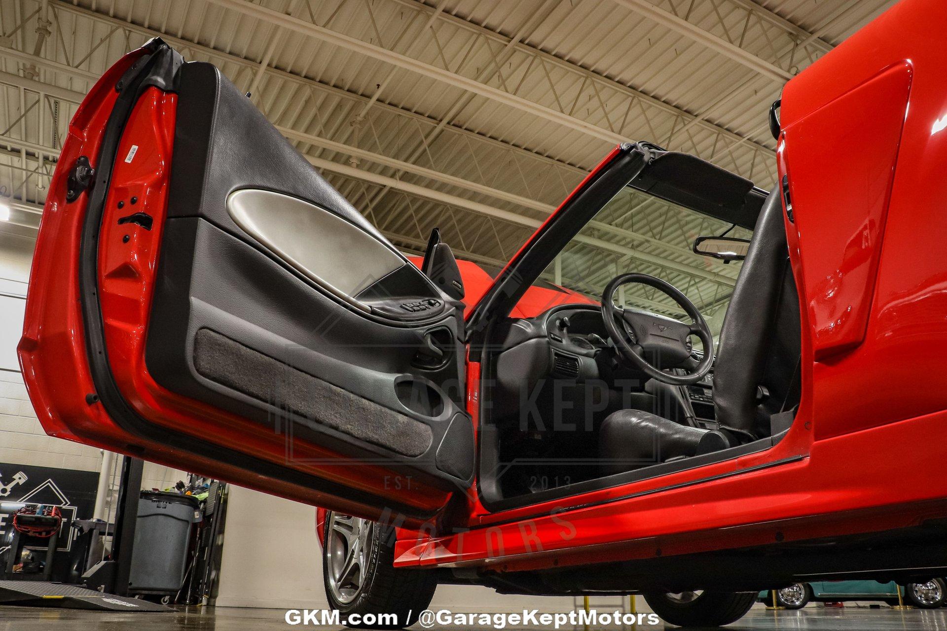 1999 Ford Mustang 105
