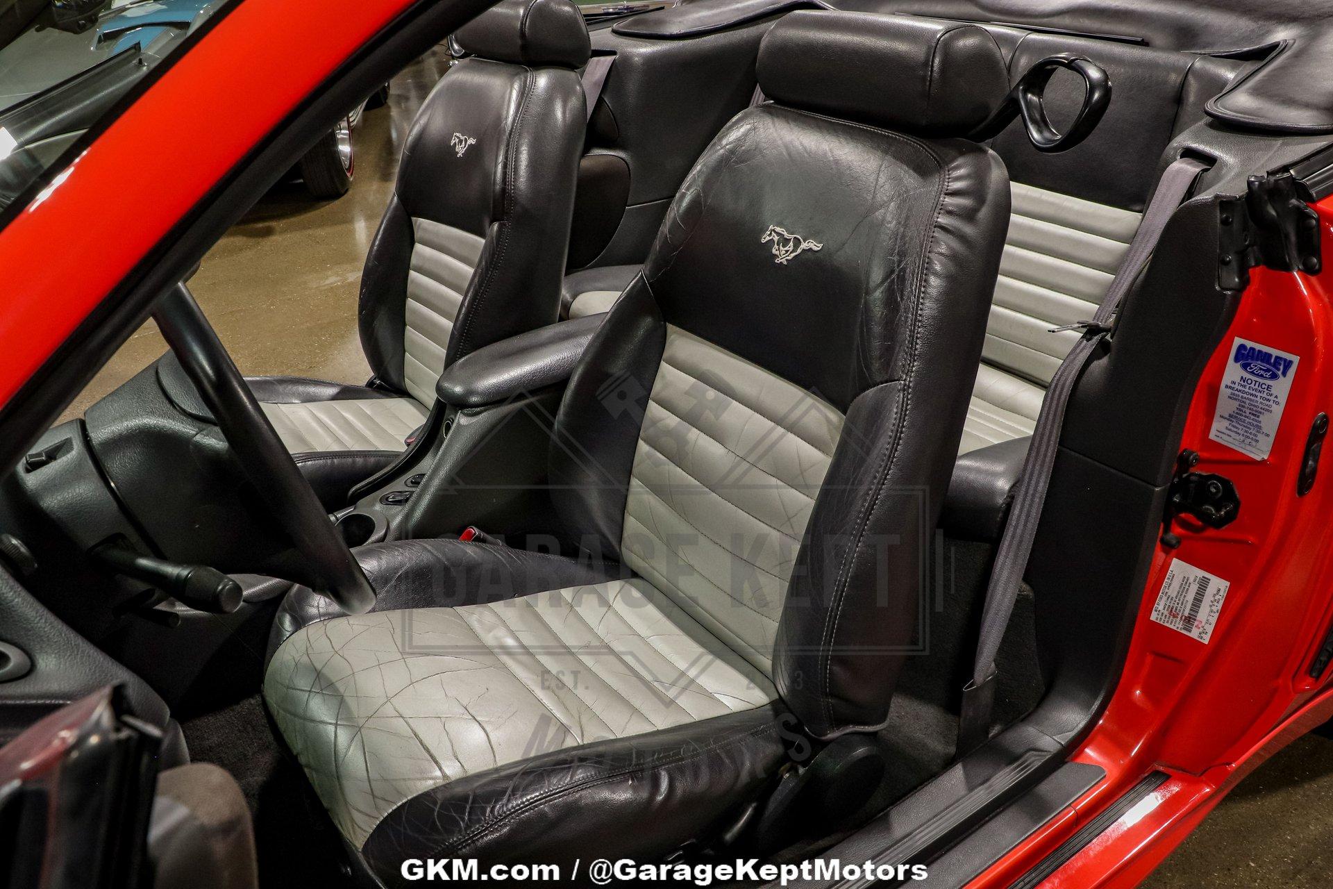 1999 Ford Mustang 108