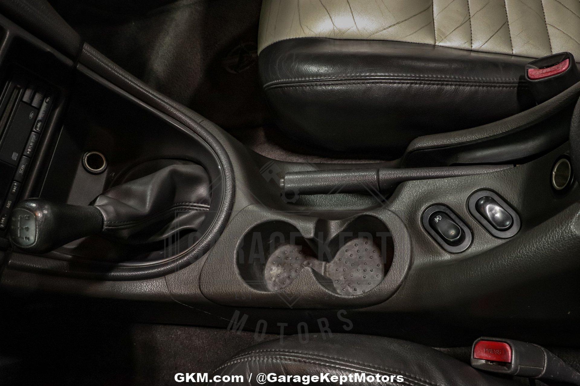 1999 Ford Mustang 117