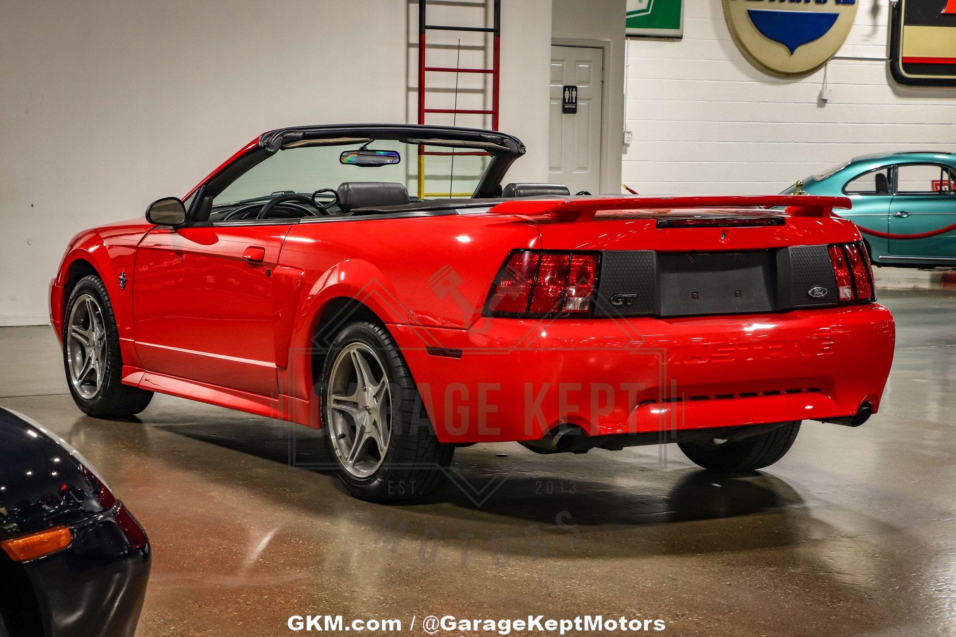 1999 Ford Mustang 28