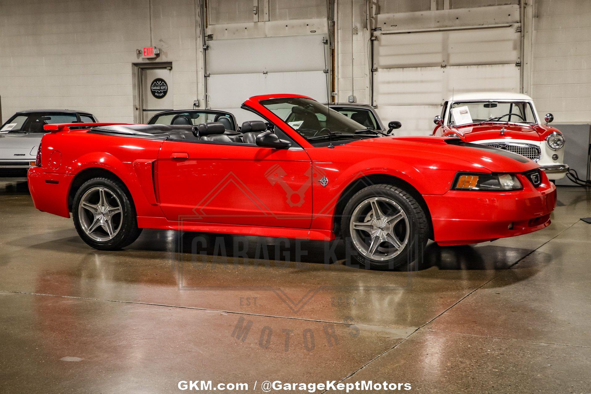 1999 Ford Mustang 33