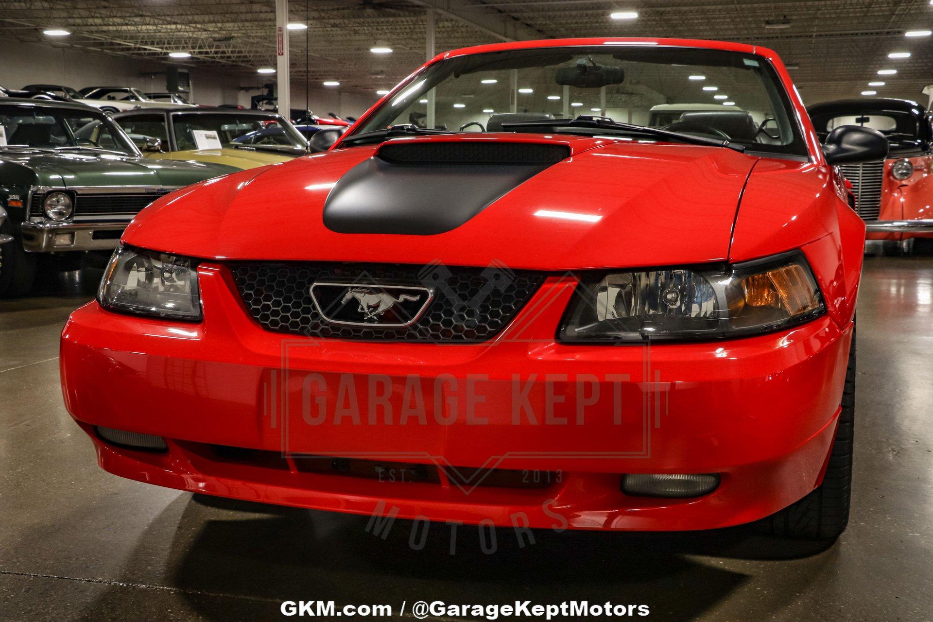 1999 Ford Mustang 38