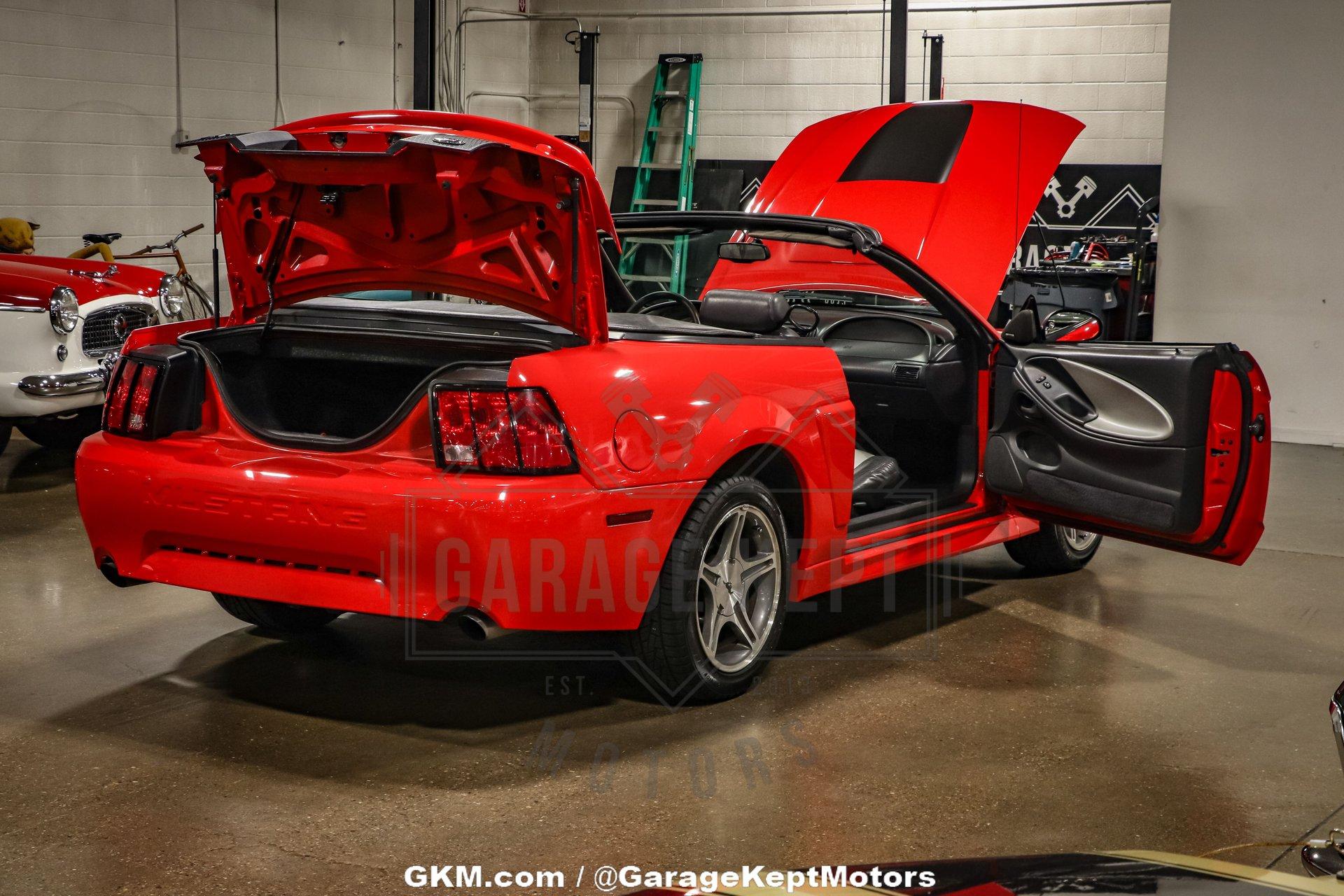 1999 Ford Mustang 74