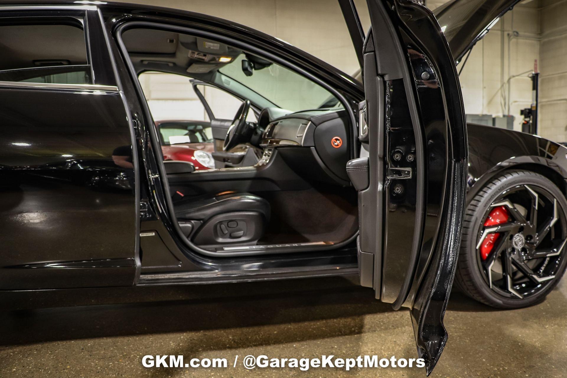 2009 Jaguar XF Supercharged 66