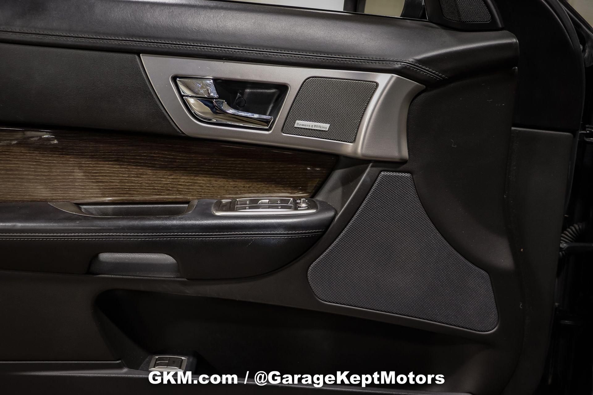 2009 Jaguar XF Supercharged 91