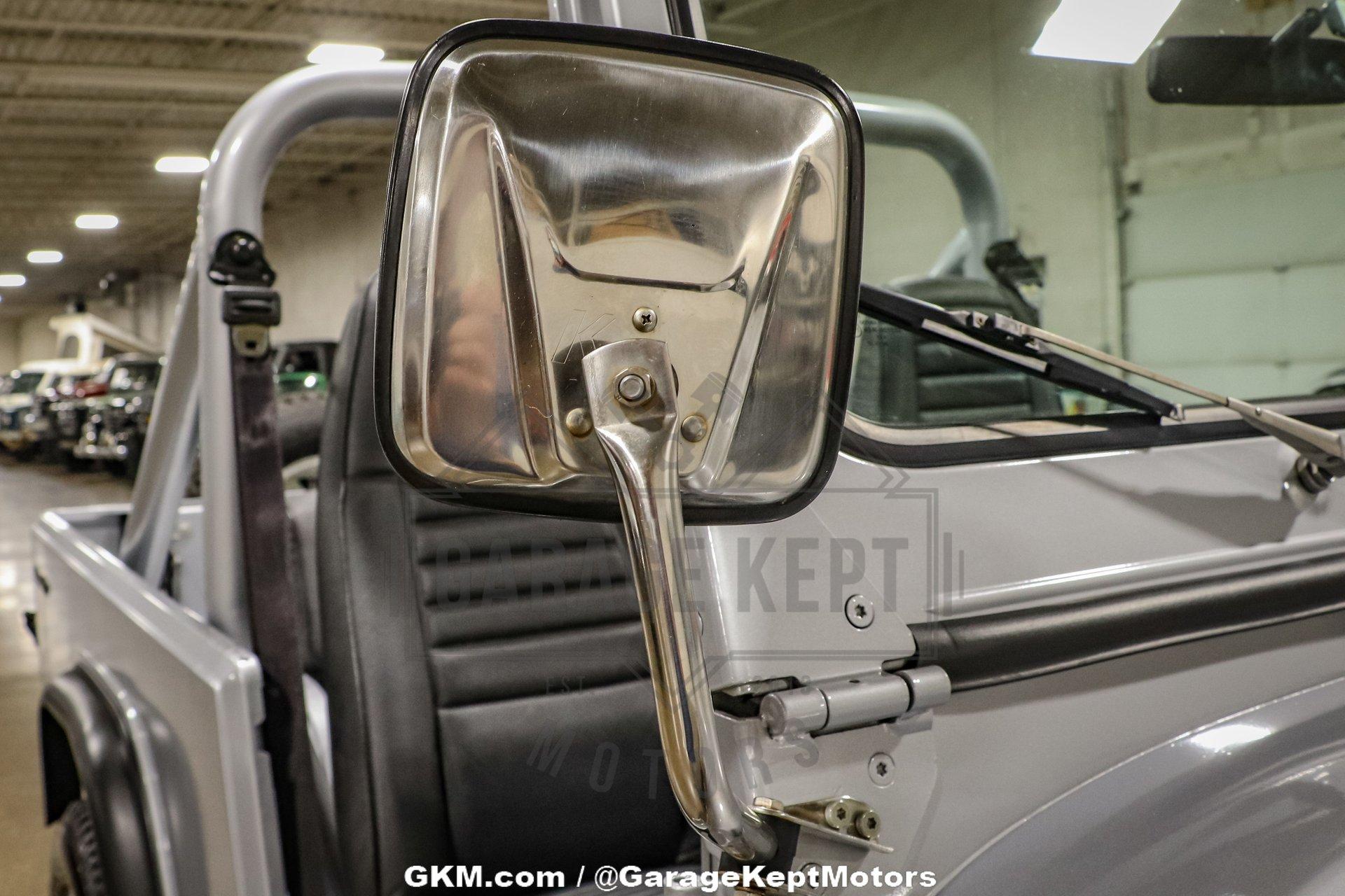 1983 Jeep CJ-8 Scrambler 43