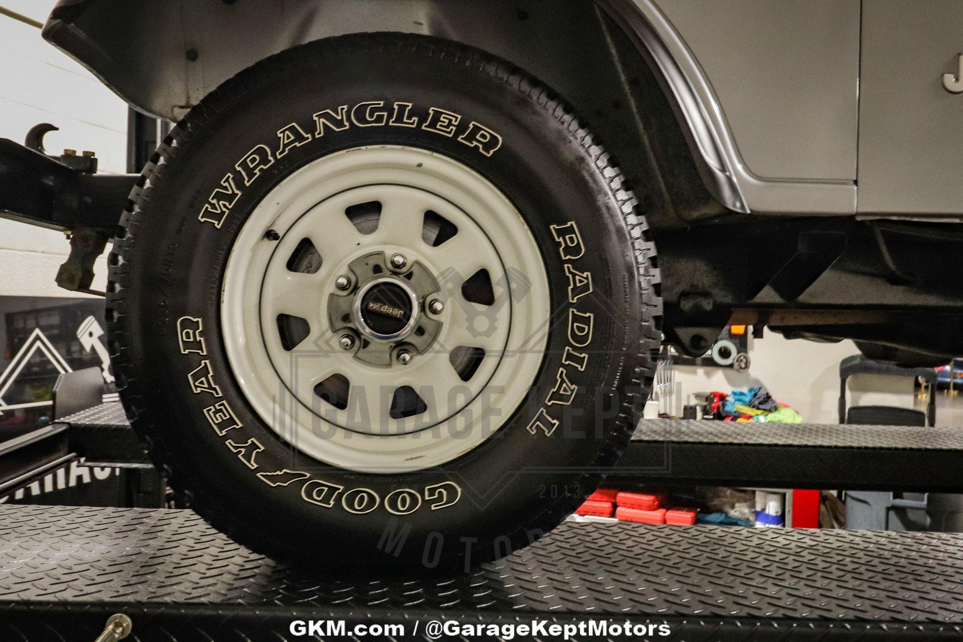 1983 Jeep CJ-8 Scrambler 88