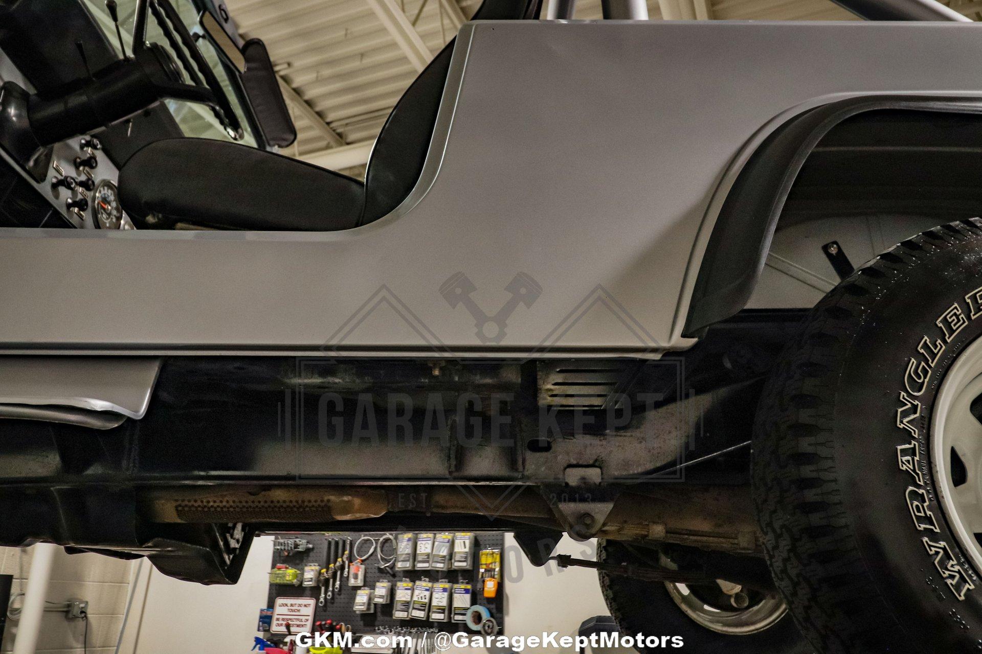 1983 Jeep CJ-8 Scrambler 90