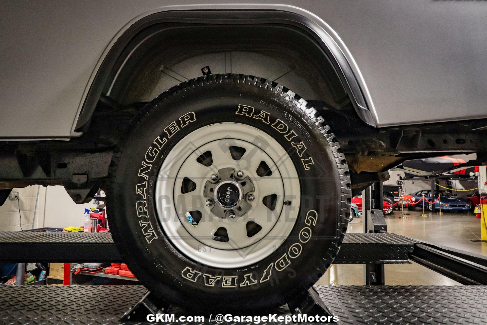 1983 Jeep CJ-8 Scrambler 91