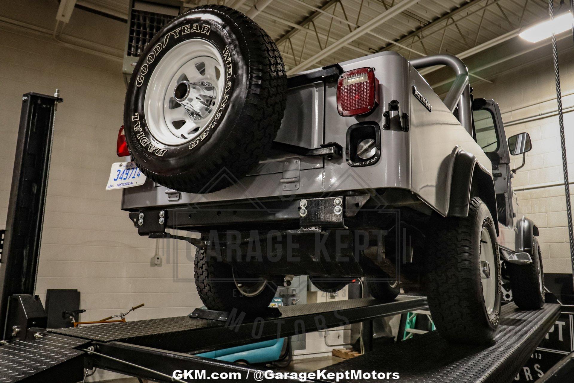1983 Jeep CJ-8 Scrambler 94