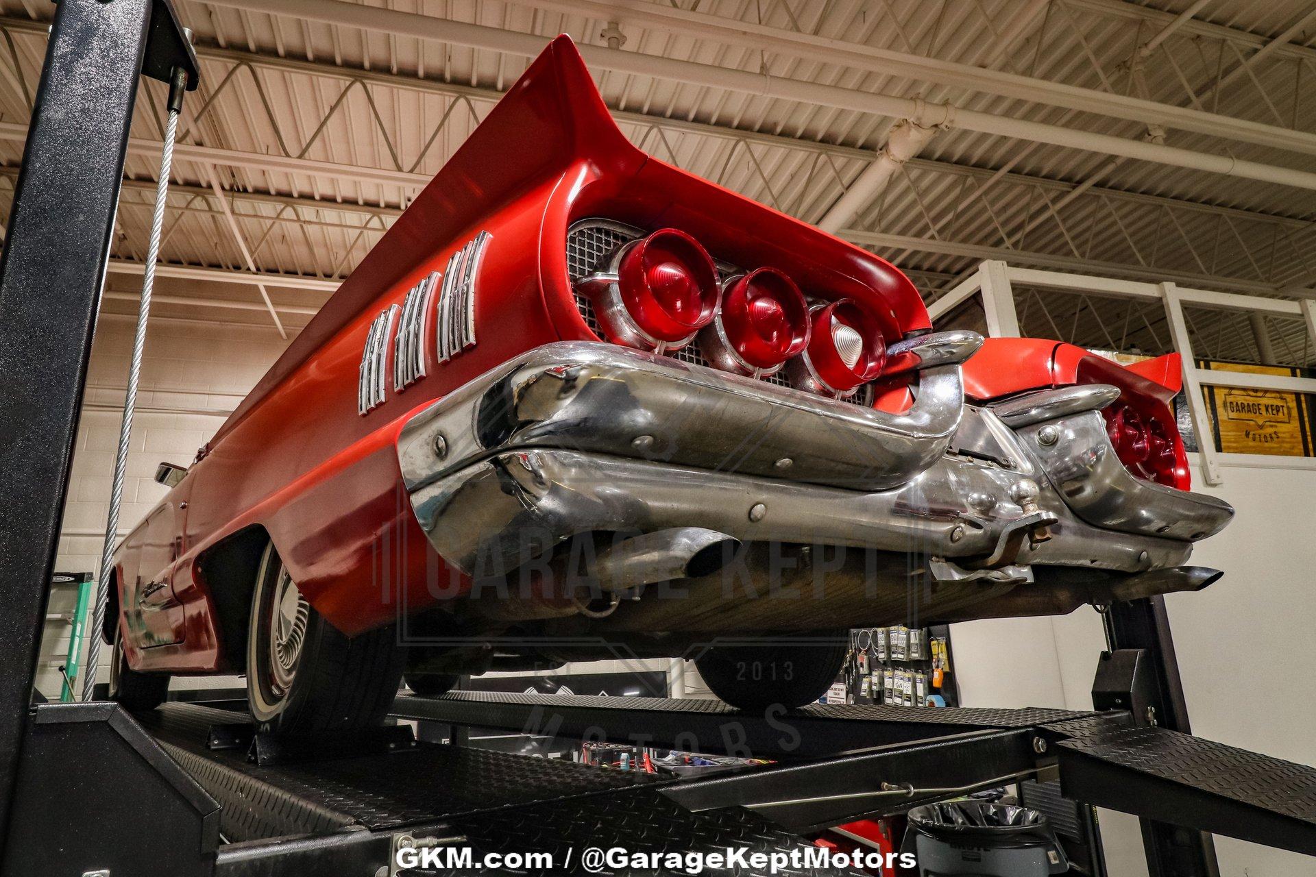 1960 Ford Thunderbird 148