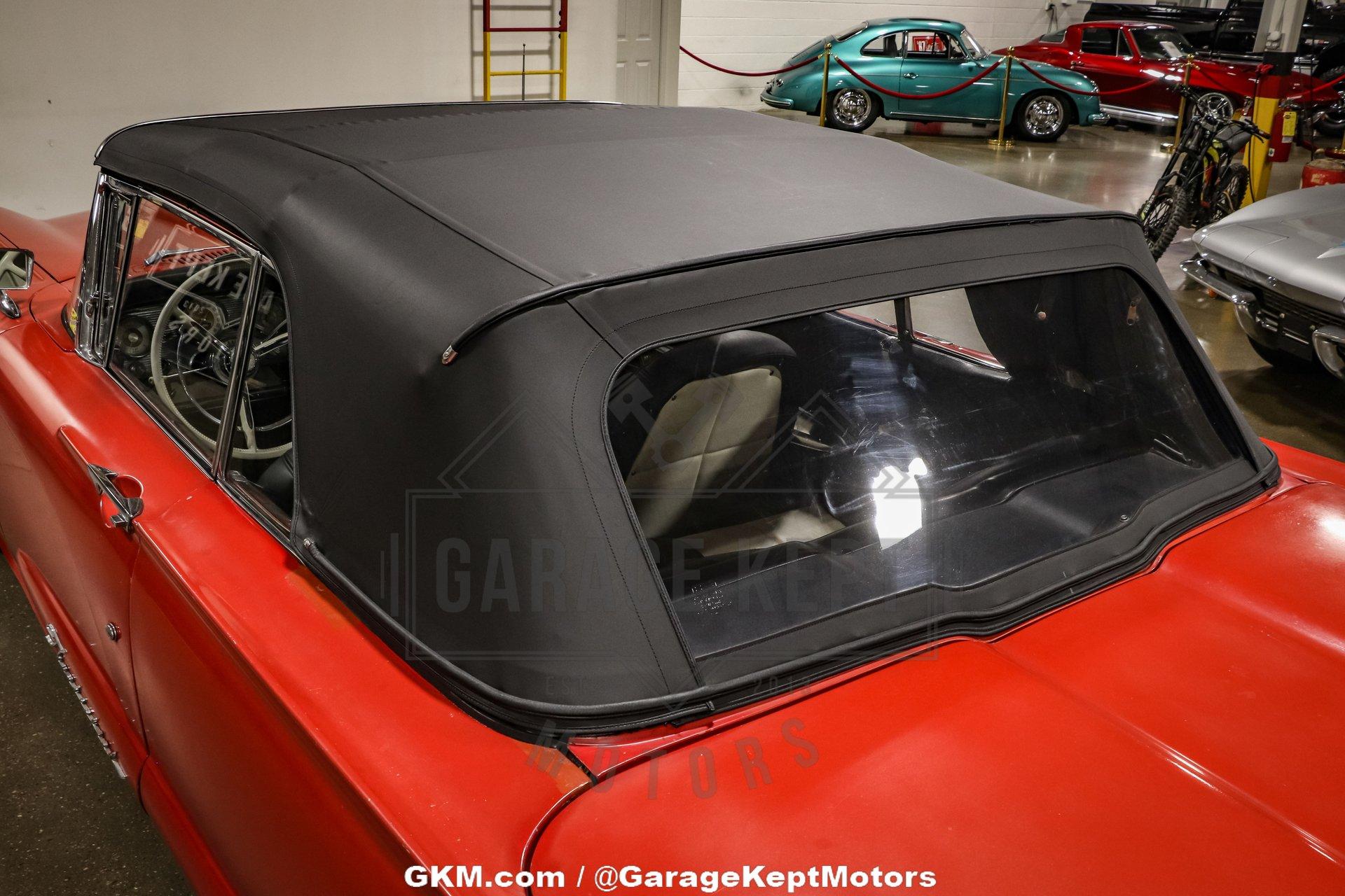 1960 Ford Thunderbird 17