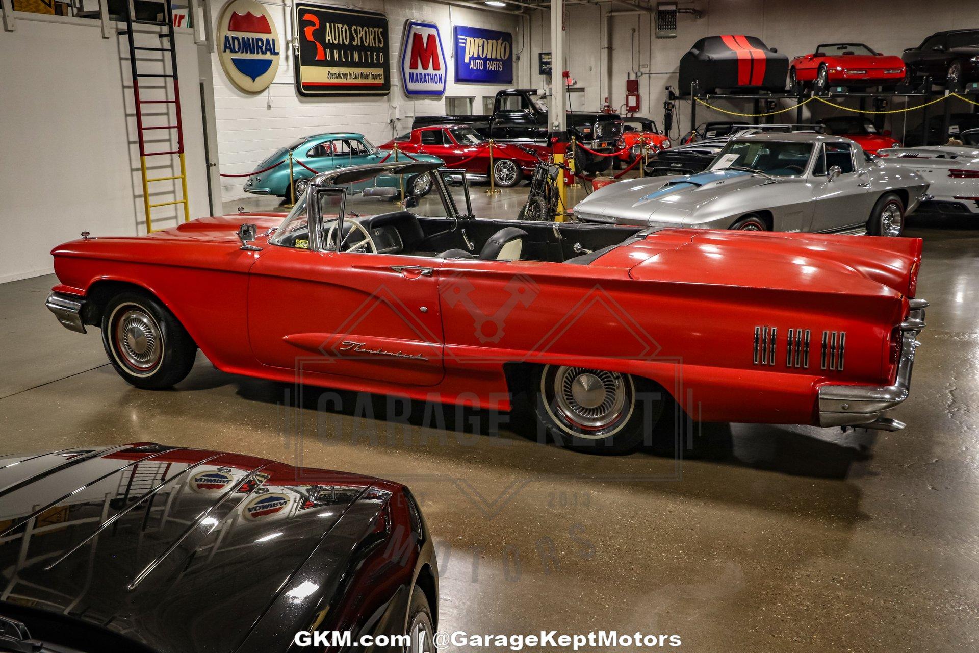 1960 Ford Thunderbird 27