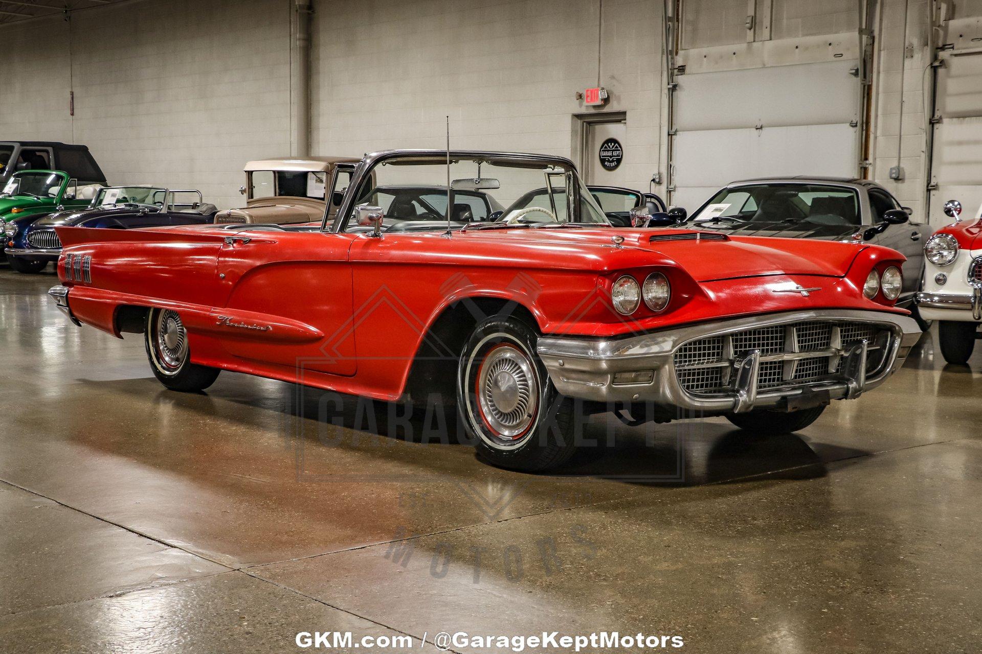 1960 Ford Thunderbird 34