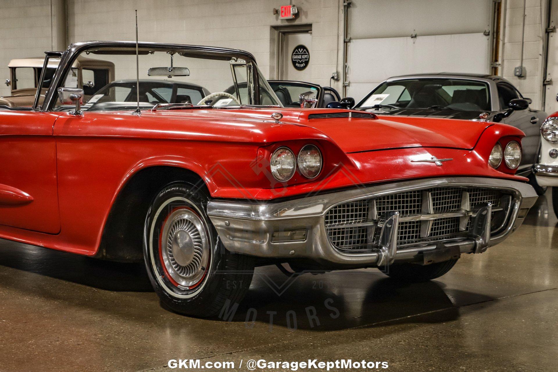 1960 Ford Thunderbird 35