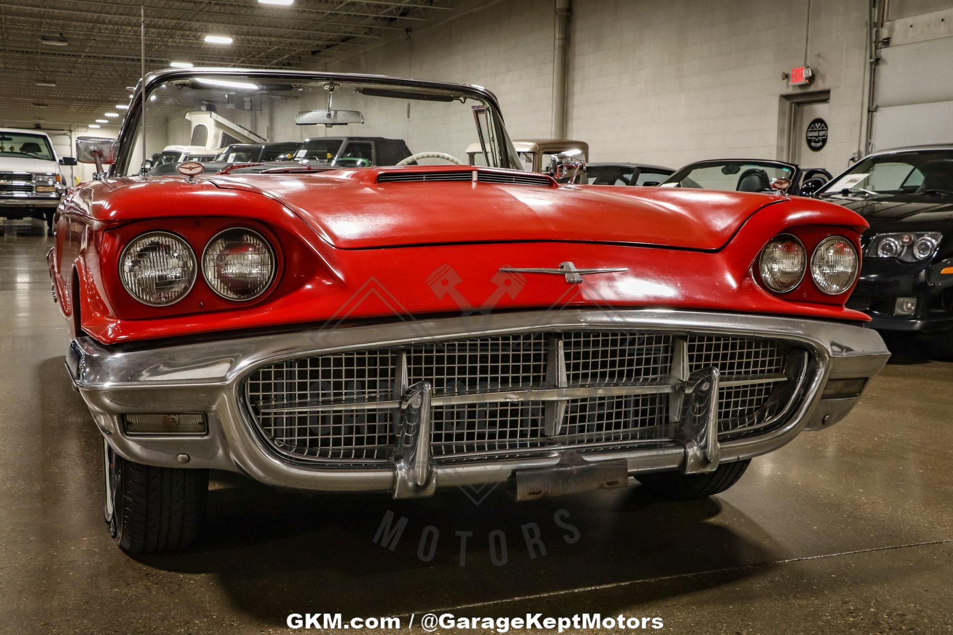 1960 Ford Thunderbird 37