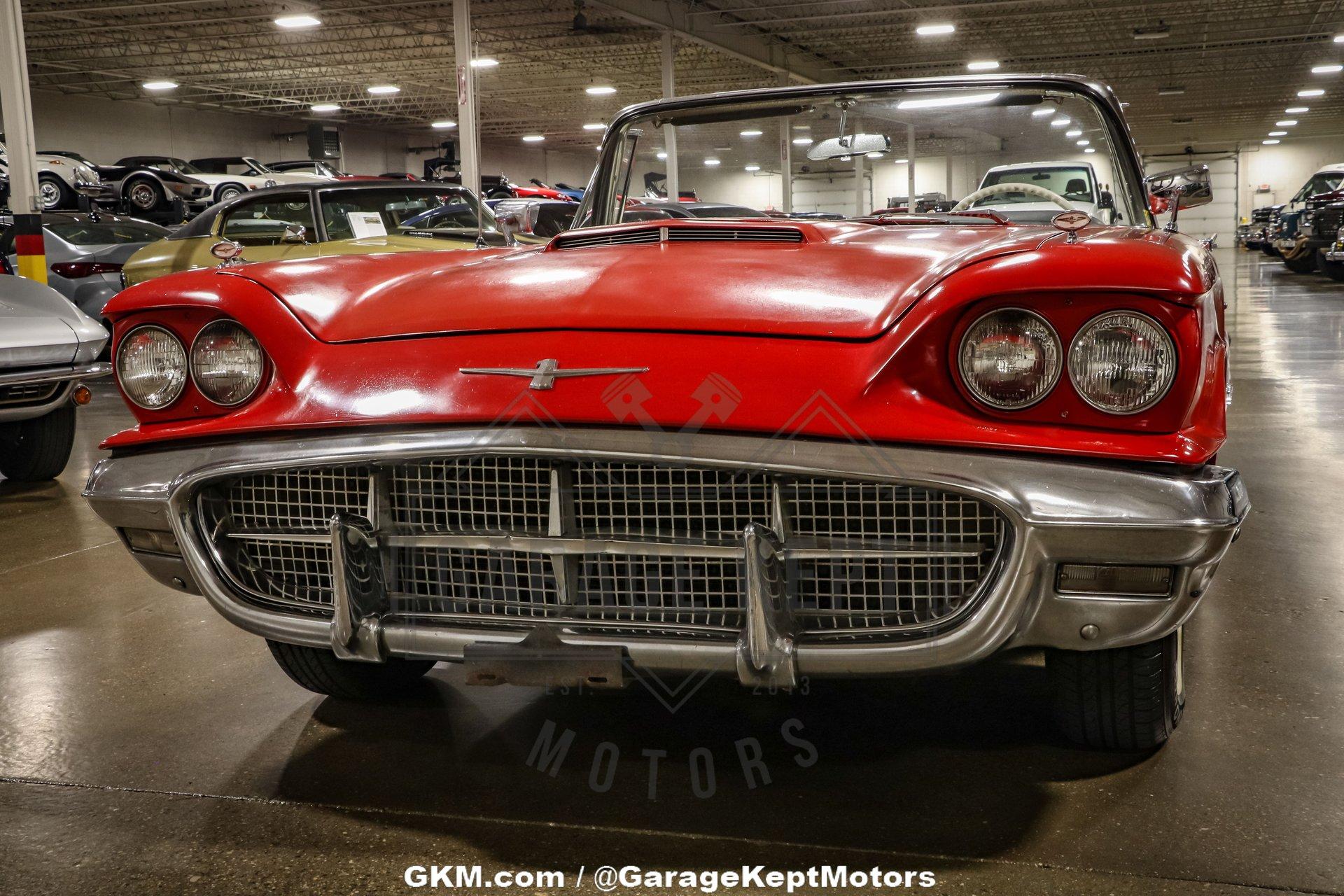 1960 Ford Thunderbird 38