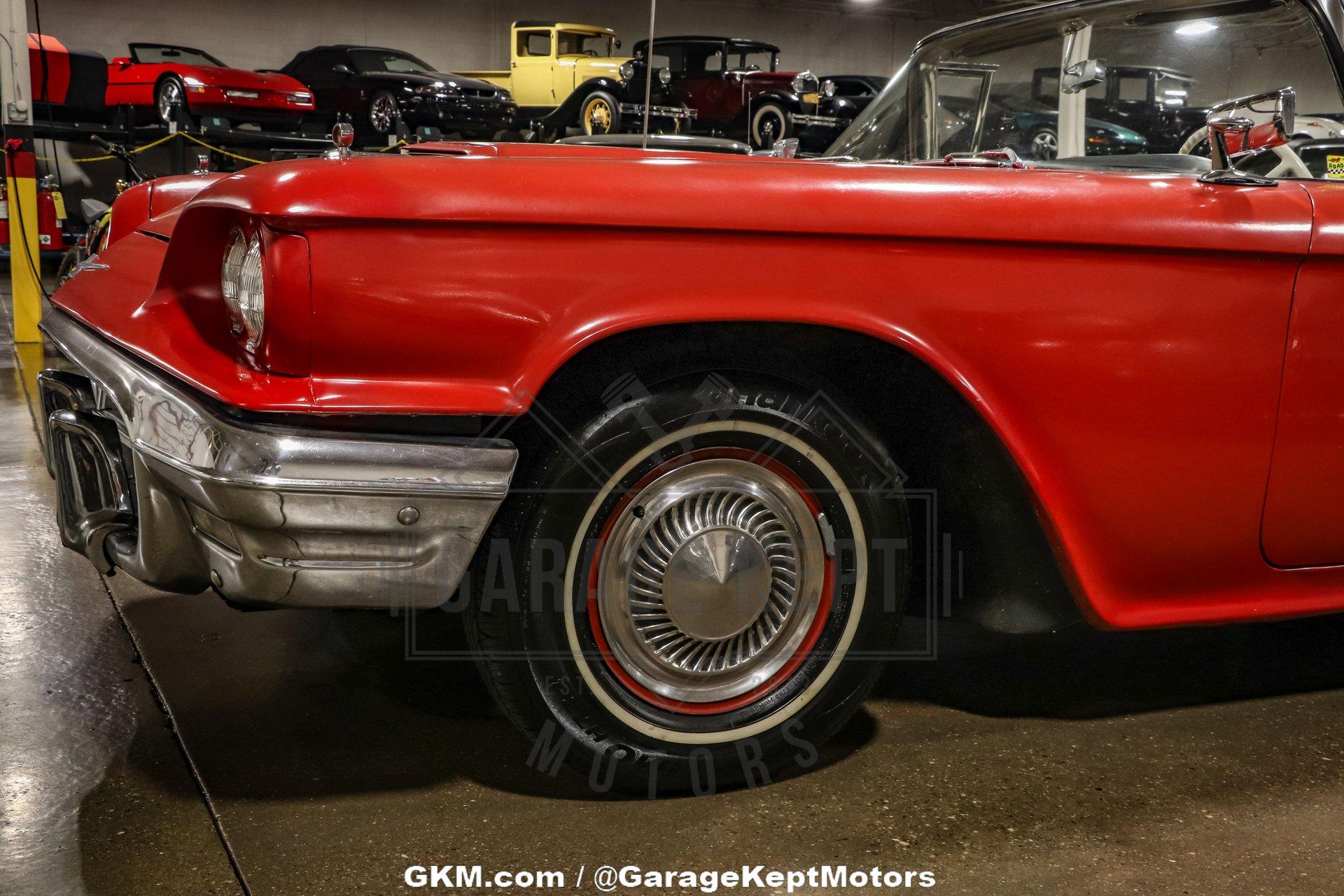1960 Ford Thunderbird 49