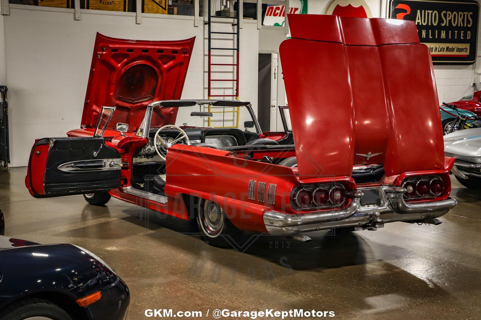 1960 Ford Thunderbird 4